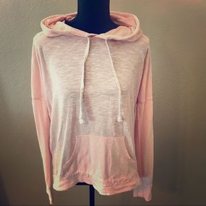 American Eagle “Favorite Tee” hoodie tee w/ pocket